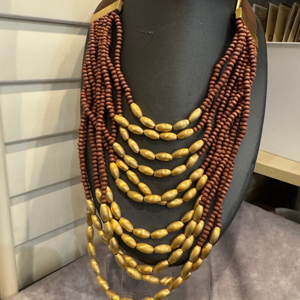 Gorgeous Ellen Tracy Beaded Adjustable Necklace